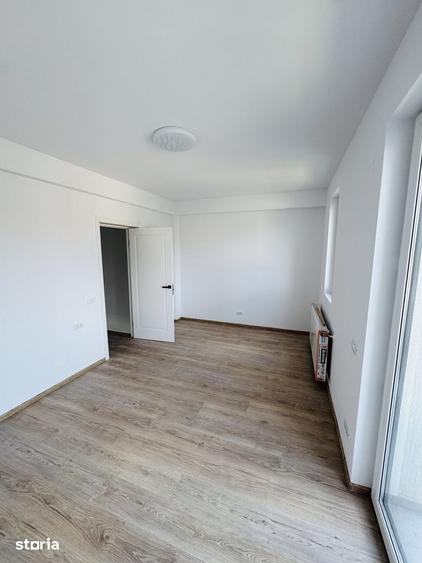 Casă cu 4 camere cu Teren 250 Mp în Ghencea
