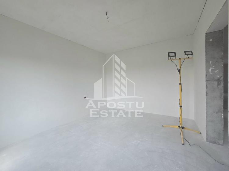 Duplex cu 4 camere cu Canalizare în Șag