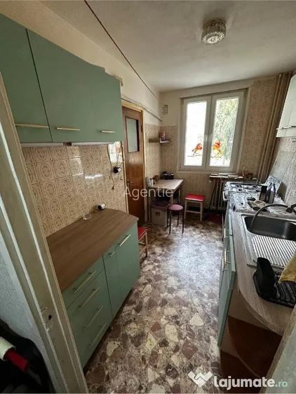 Apartament 3 camere Ctin.Brancoveanu,metrou,parc