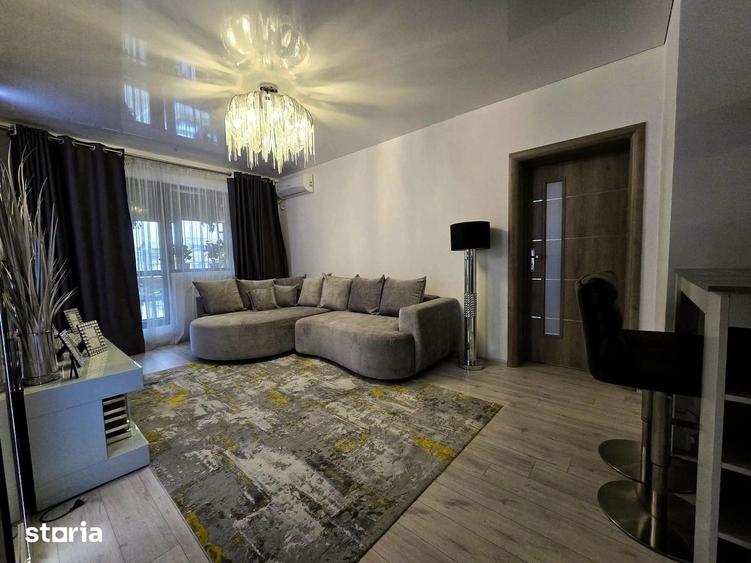 Apartament cu 3 camere semidecomandat în Dobroești