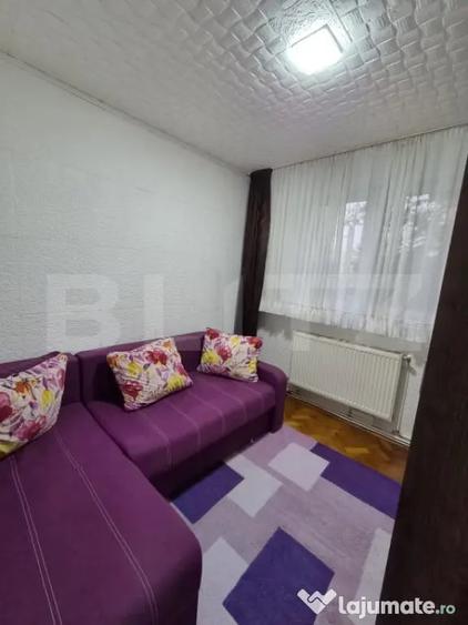 Apartament cu 2 camere semidecomandat în Micro 1