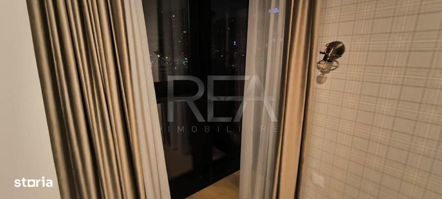 Apartament cu 3 camere semidecomandat, mobilat în Tei
