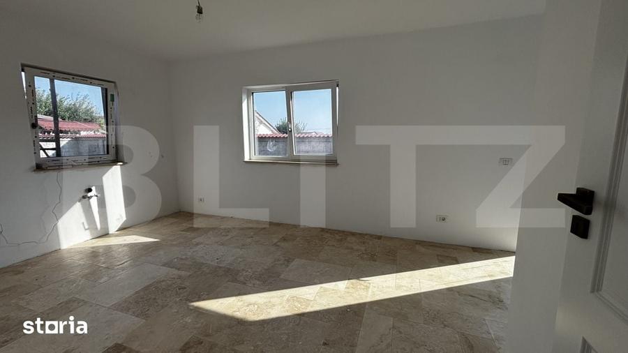 Casă cu 5 camere cu Teren 529 Mp în Malu Mare