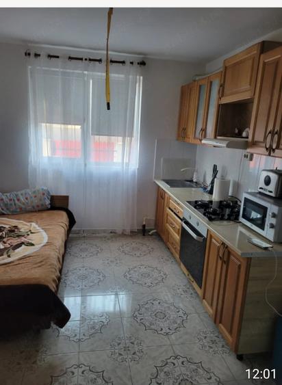 Casă cu 3 camere cu Teren 1000 Mp în Gimbășani