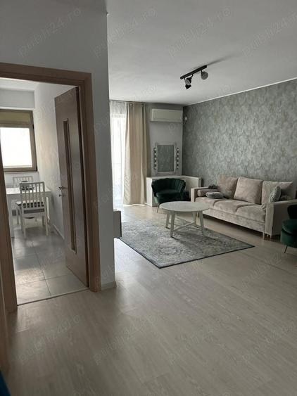 Apartament cu 2 camere decomandat, mobilat în Politehnica