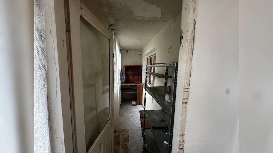 Apartament cu 2 camere semidecomandat în Decebal