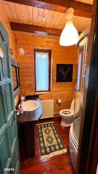 Casă cu 6 camere cu Teren 329 Mp în Central