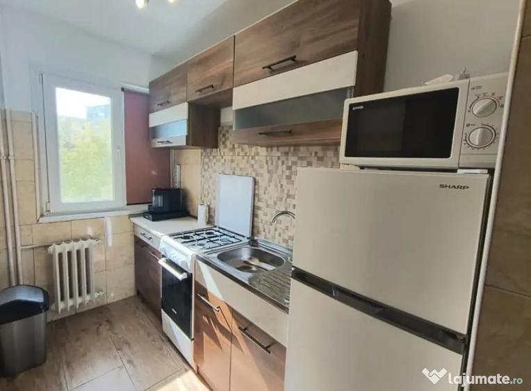 Apartament cu 2 camere semidecomandat în Tomis Nord