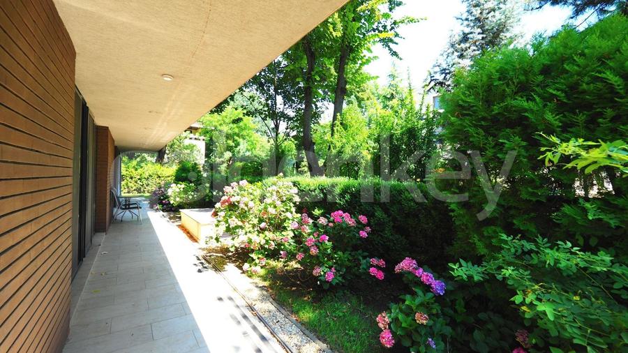 Apartament cu 3 camere decomandat, mobilat în Primăverii