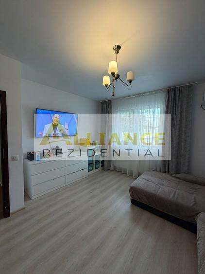 Apartament cu 3 camere decomandat în Berceni