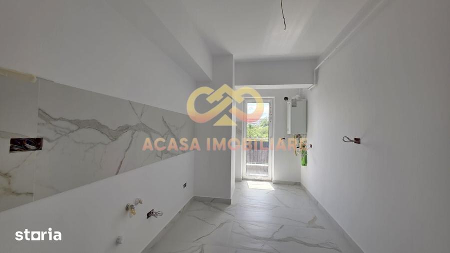 Apartament cu 3 camere decomandat în Nicolina
