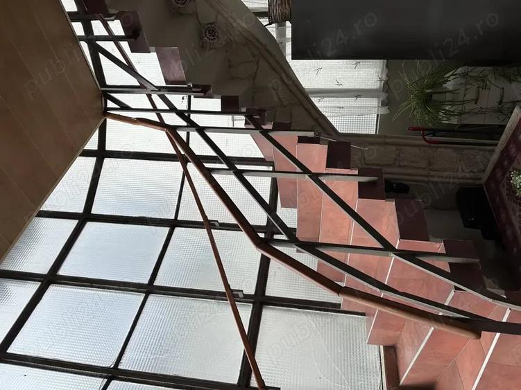 Casă cu 6 camere cu Teren 150 Mp în Calea Turzii
