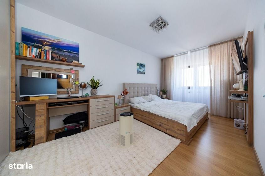 Apartament cu 3 camere semidecomandat în Central
