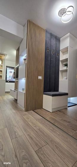 Apartament cu 3 camere în Cremenari