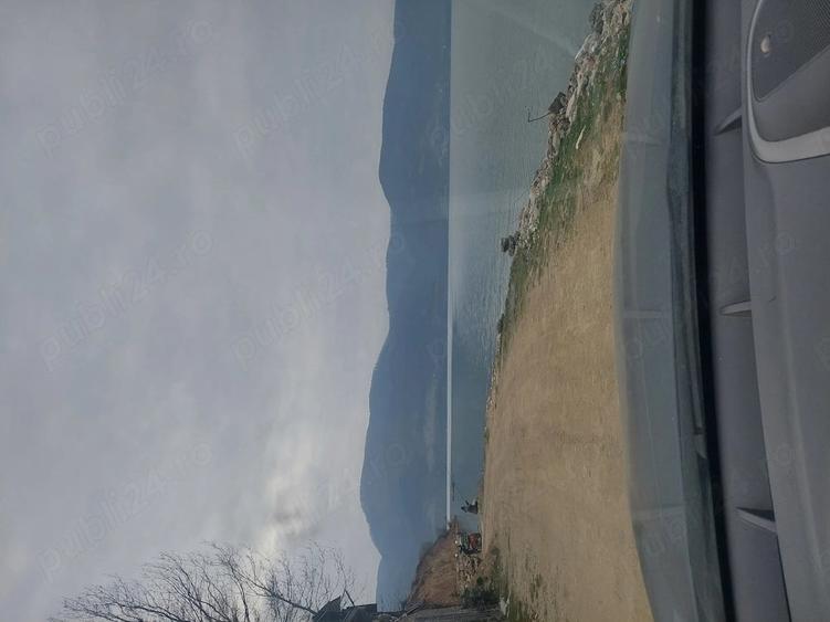 Teren de 1329 mp, în Eșelnița