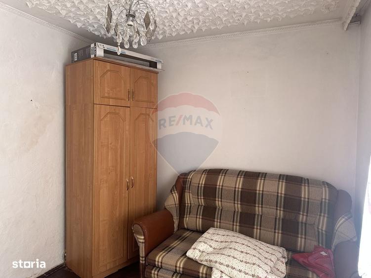 Apartament cu 2 camere semidecomandat în Mărăței