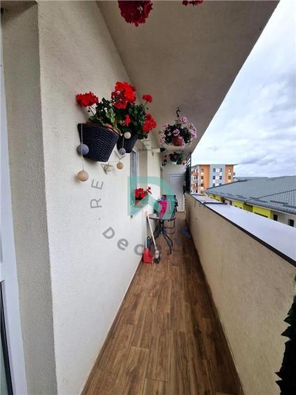 Apartament cu 2 camere decomandat, mobilat în Tractorul