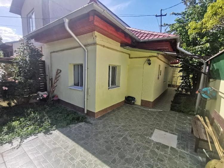 Casă cu 3 camere cu Teren 130 Mp în Central