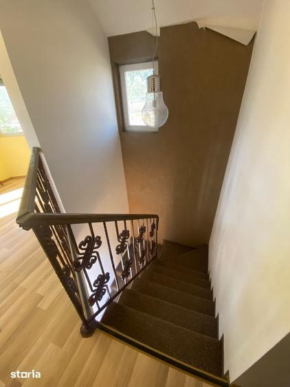 Casă cu 3 camere cu Teren 50 Mp în Central