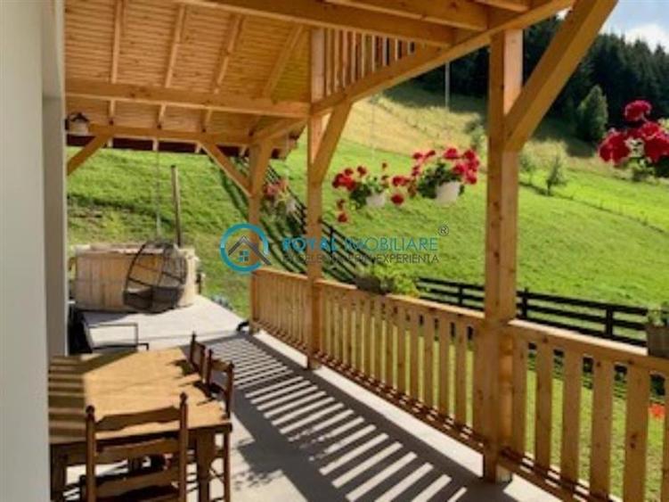Casă individuală cu 5 camere cu Teren 2908 Mp în Valea Boroș