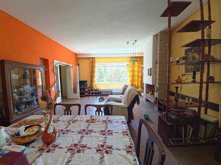Duplex cu 6 camere cu Canalizare în Faleza Nord