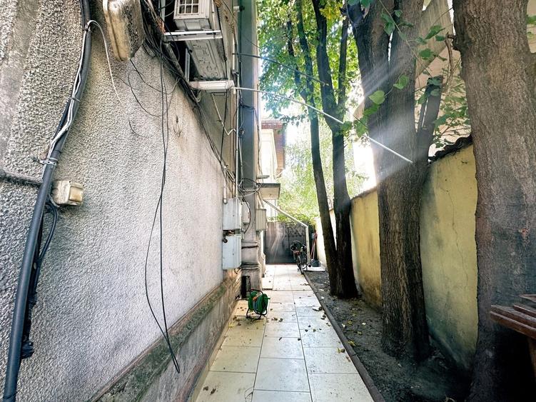 Apartament cu 5 camere în P-ța Dorobanți