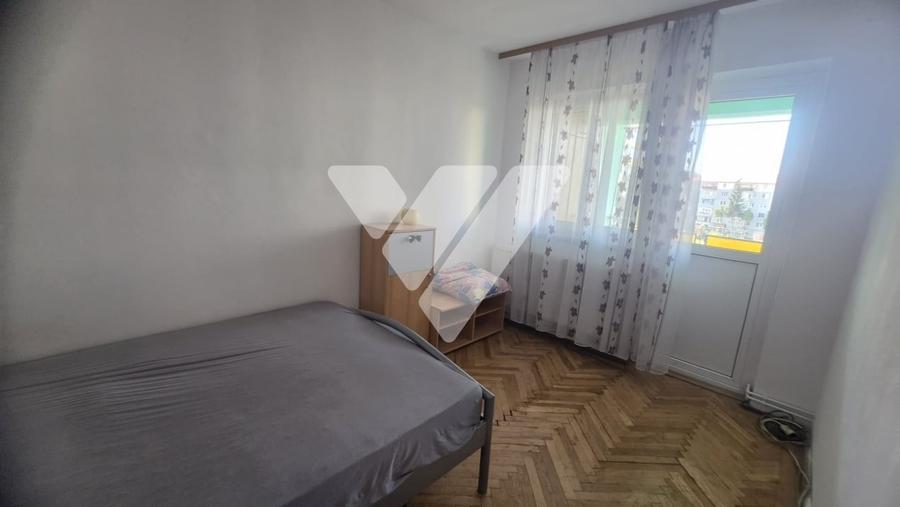 Apartament cu 3 camere decomandat, mobilat în Mihai Viteazul