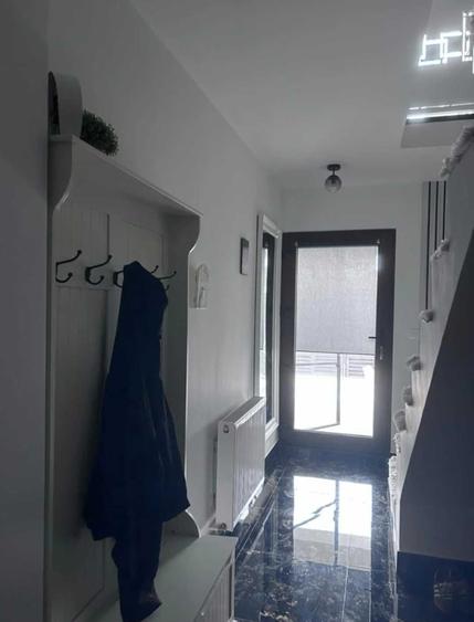 Casă cu 3 camere în Central