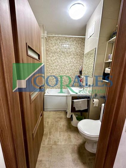 Apartament cu 4 camere decomandat, mobilat în Circumvalațiunii
