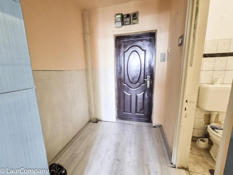 Garsonieră semidecomandată în Craiovei