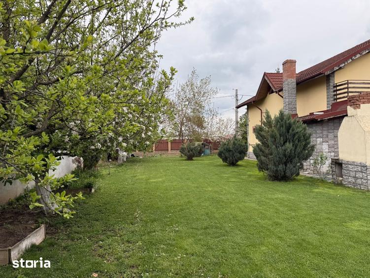 Casă cu 4 camere cu Teren 1400 Mp în Snagov