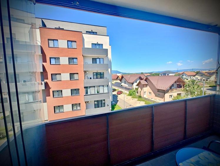 Apartament cu 2 camere semidecomandat în Avantgarden