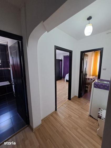 Garsonieră decomandată în Central
