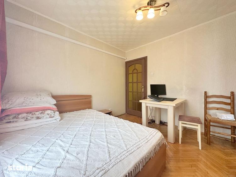 Apartament cu 2 camere decomandat în Soarelui