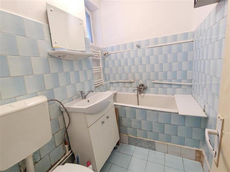 Apartament cu 2 camere circular, mobilat în Central