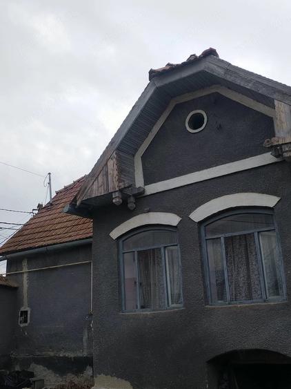 Casă cu 2 camere cu Teren 1016 Mp în Șeica Mare