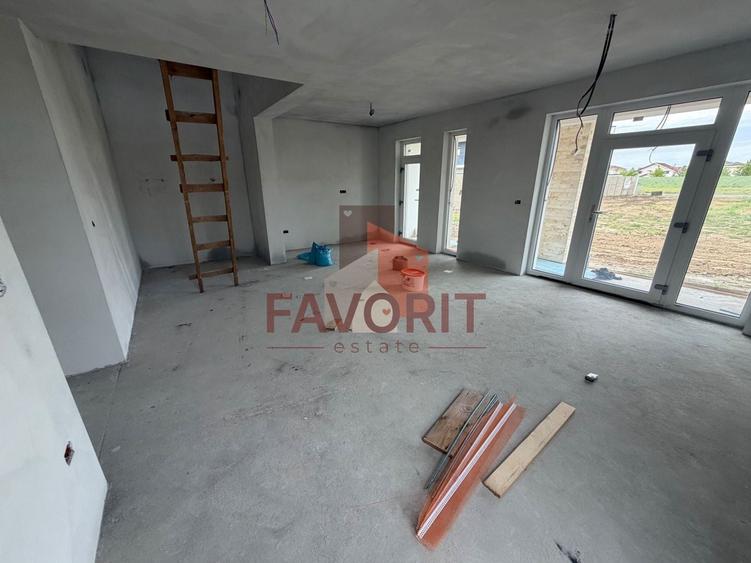 Duplex cu 4 camere cu Canalizare în Moșnița Nouă