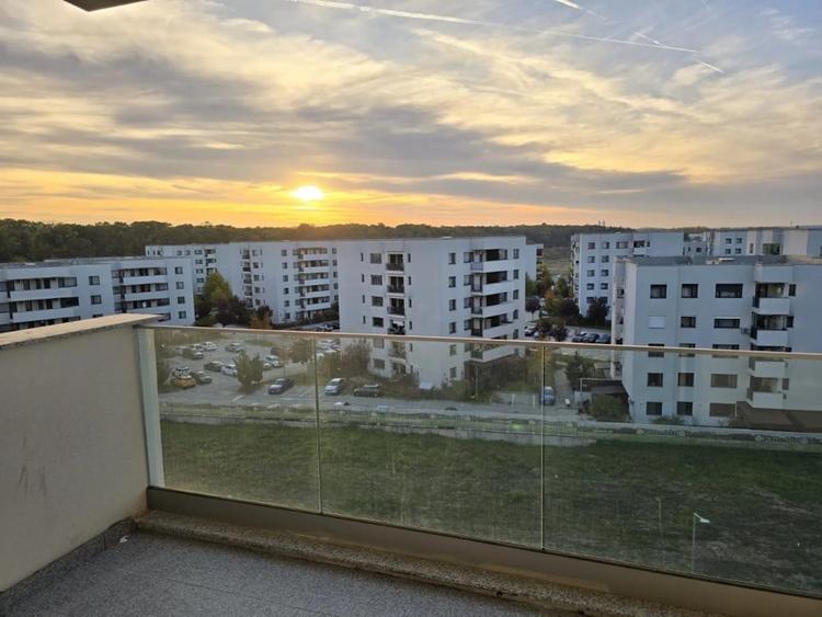 Apartament cu 2 camere semidecomandat în Băneasa