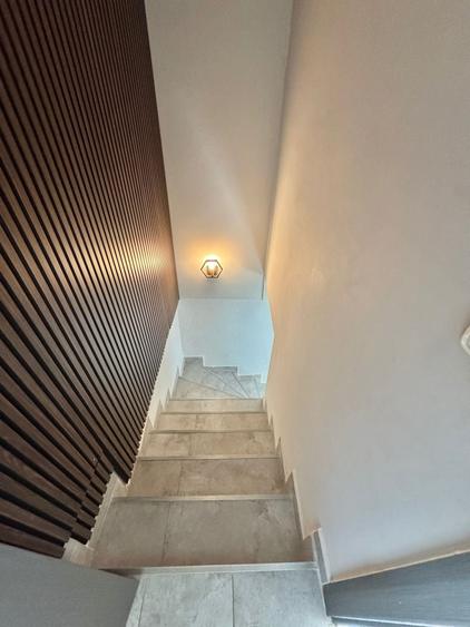 Apartament cu 2 camere decomandat în Peninsula