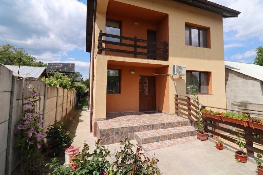 Casă individuală cu 4 camere cu Canalizare în Big-Bascov