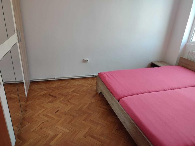 Apartament cu 2 camere decomandat în Luncă