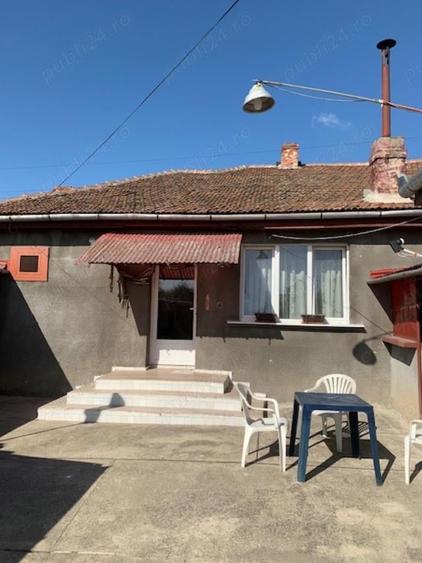 Vand casa si teren , str.Muresului - 20