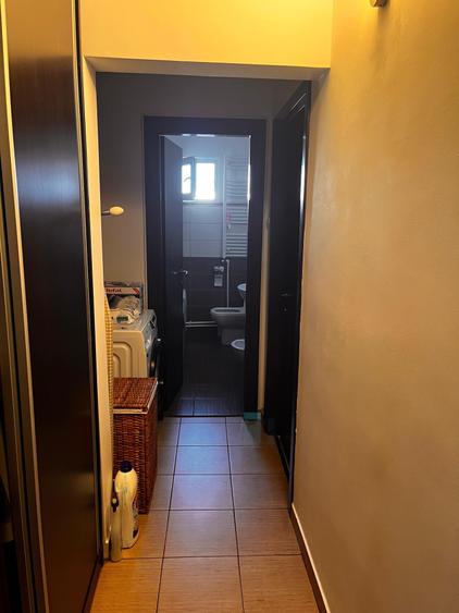 Apartament cu 2 camere decomandat în Tei