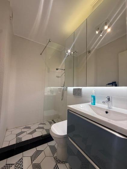 Apartament cu 2 camere decomandat, mobilat în Titan