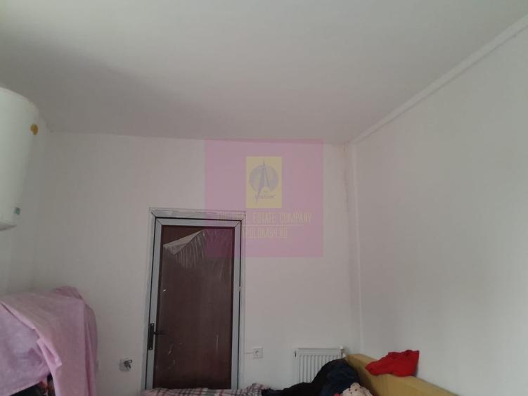 Casă cu 2 camere în Roșu