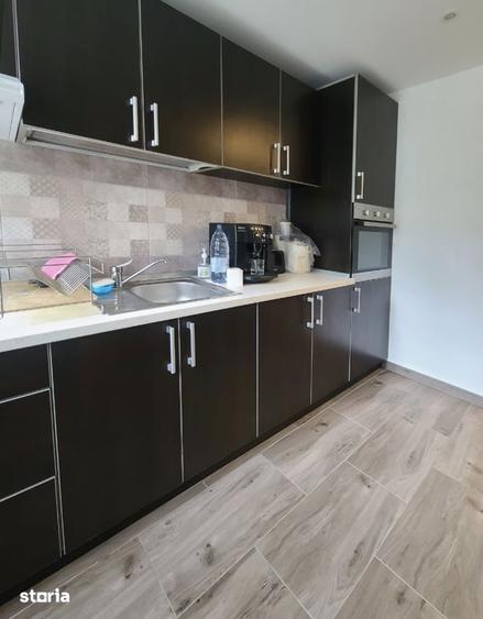 Apartament cu 2 camere semidecomandat în Aleea Carpați