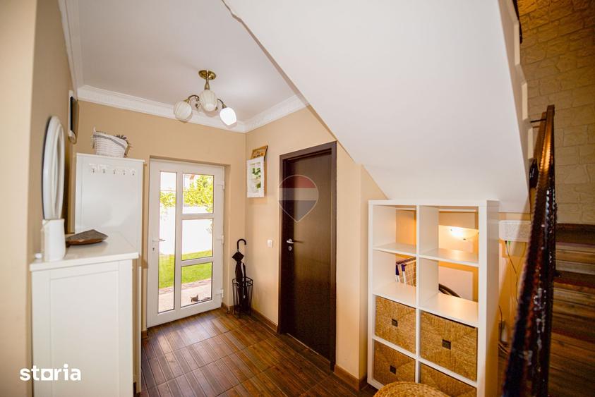 Casă cu 4 camere cu Teren 216 Mp în Chiajna