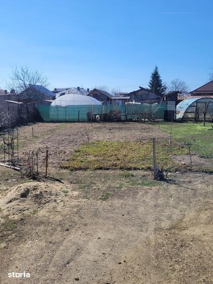 Casă cu 5 camere cu Teren 790 Mp în Roata de Jos