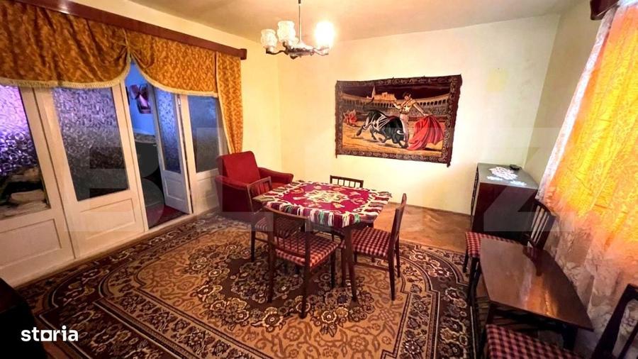 Casă cu 4 camere în Aronești