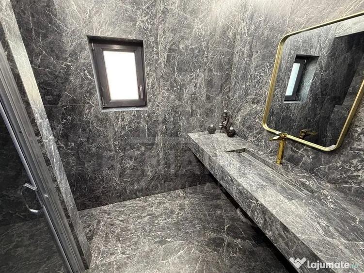 Casă cu 4 camere cu Teren 496 Mp în Cârcea